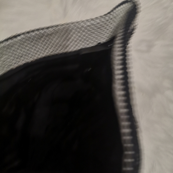 bcbg maxazria evening ouch/clutche - Picture 10 of 14